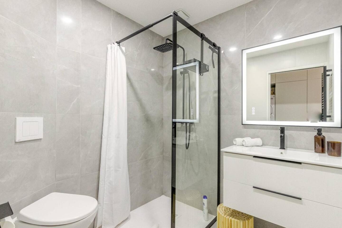 Appartement Albi Parking Gratuit Ngoại thất bức ảnh